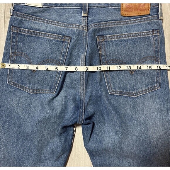 Levi’s Wedgie Straight  Jeans Patched  Paisley Button Fly Womens 26 - Picture 9 of 10